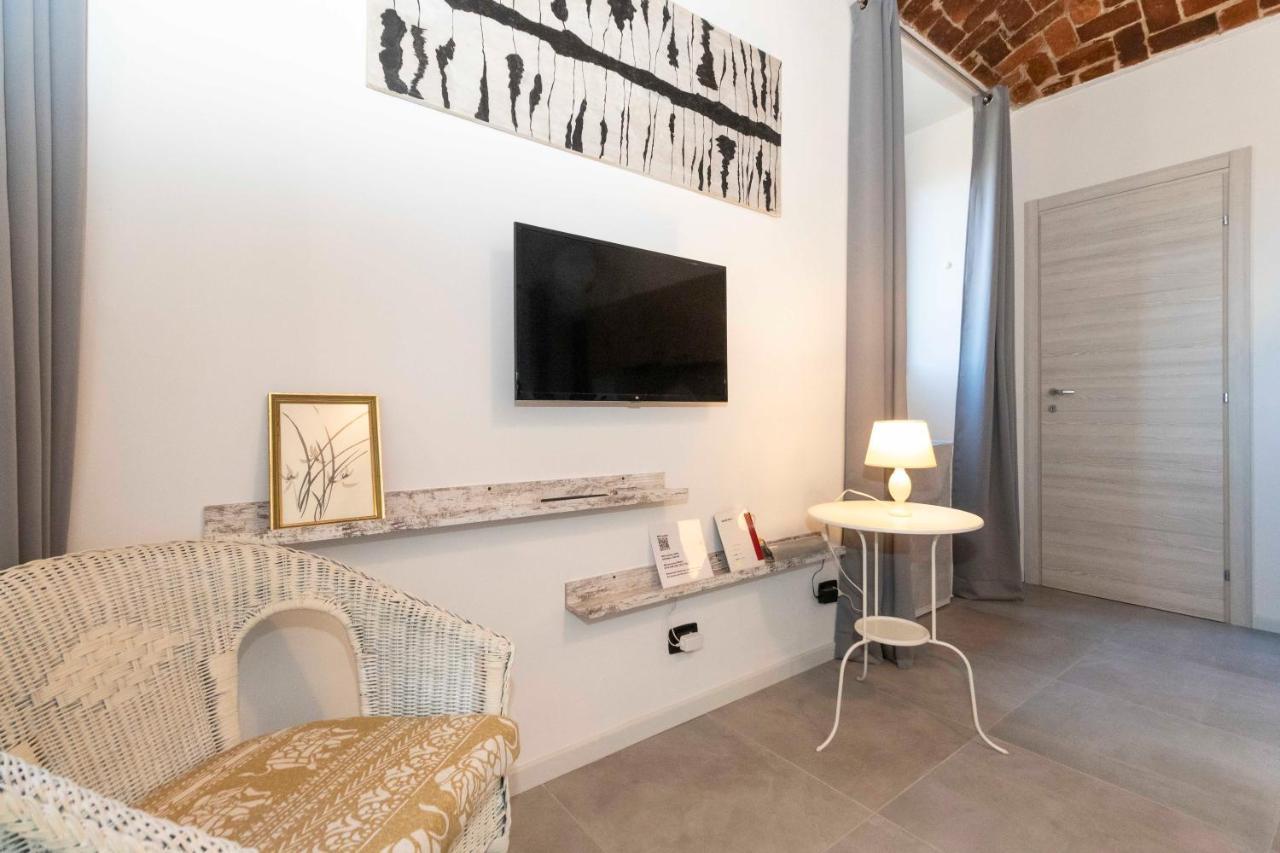 Santa Chiara Apartment Near Piazza Statuto トリノ エクステリア 写真