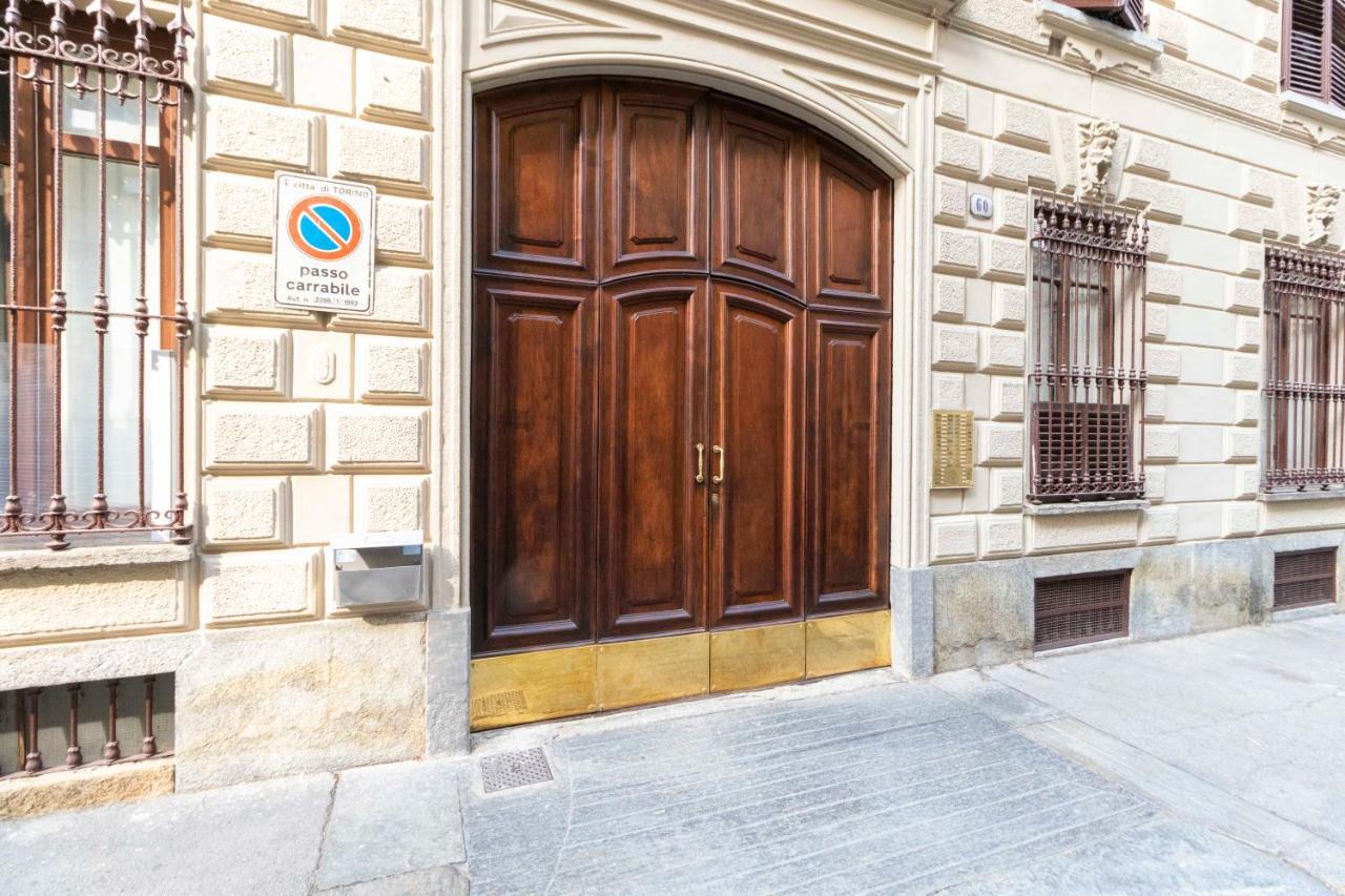 Santa Chiara Apartment Near Piazza Statuto トリノ エクステリア 写真